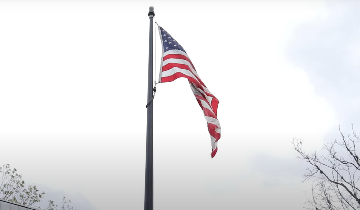 Top 5 Best Flagpole Ropes [April 2024 Review] WindChimesGuide