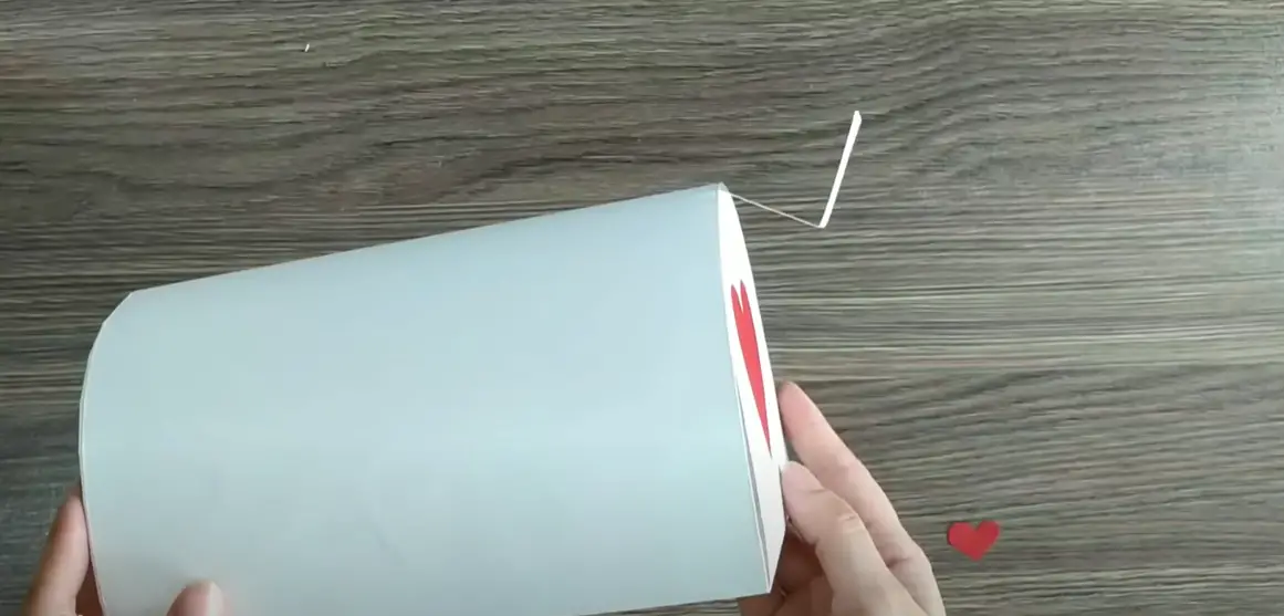How to Make a Mailbox Out of Cardboard? - WindChimesGuide