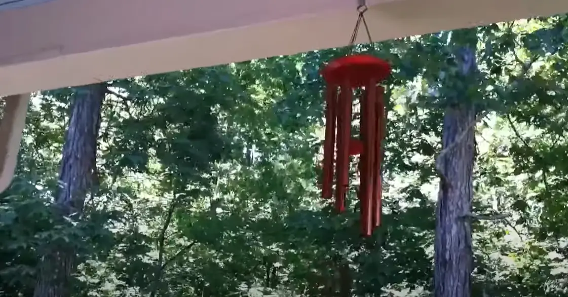 How to Hang Wind Chimes Without Drilling? WindChimesGuide