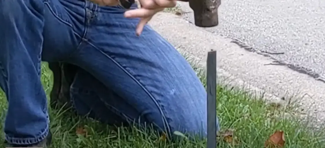 How to Install a Mailbox Post Without Concrete? WindChimesGuide